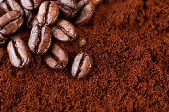 مقشر القهوة التركية للوجه والجسم لتفتيح البشرة وفوائده